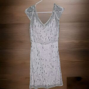 Adrianna Papell Formal Dress Womens Size 2  White, Rhinestones, Prom, Wedding